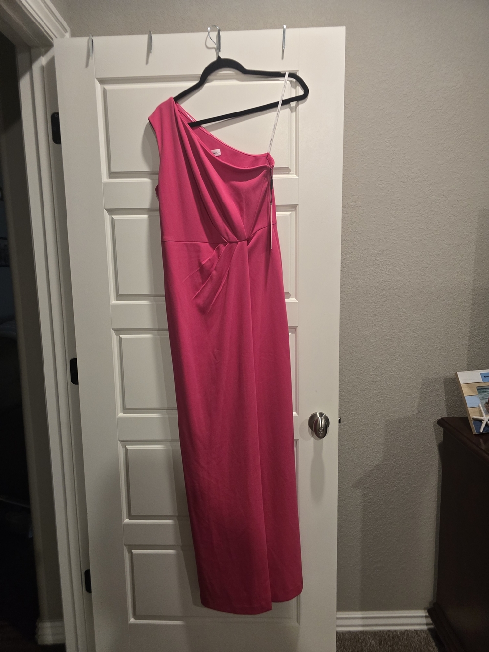 Calvin Klein One-Shoulder Fuchsia Evening Dress Size 6